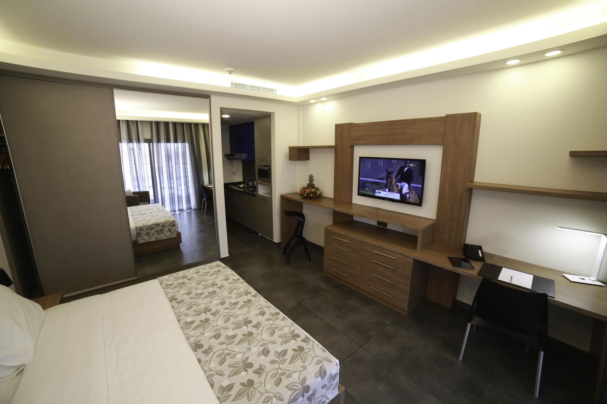 Urban Central Suites - Бейрут Экстерьер фото