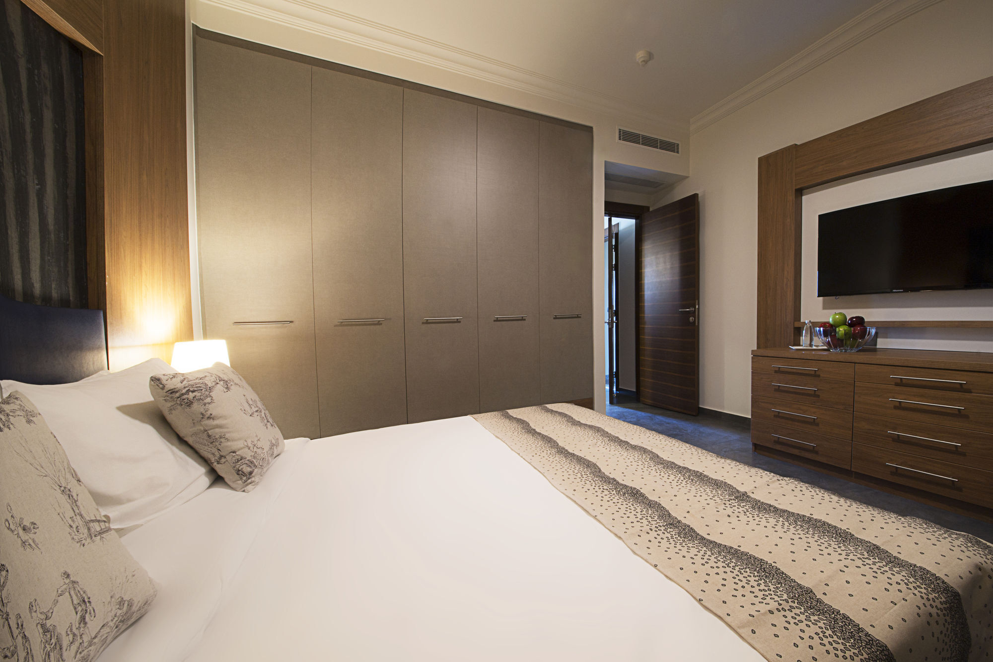 Urban Central Suites - Бейрут Экстерьер фото